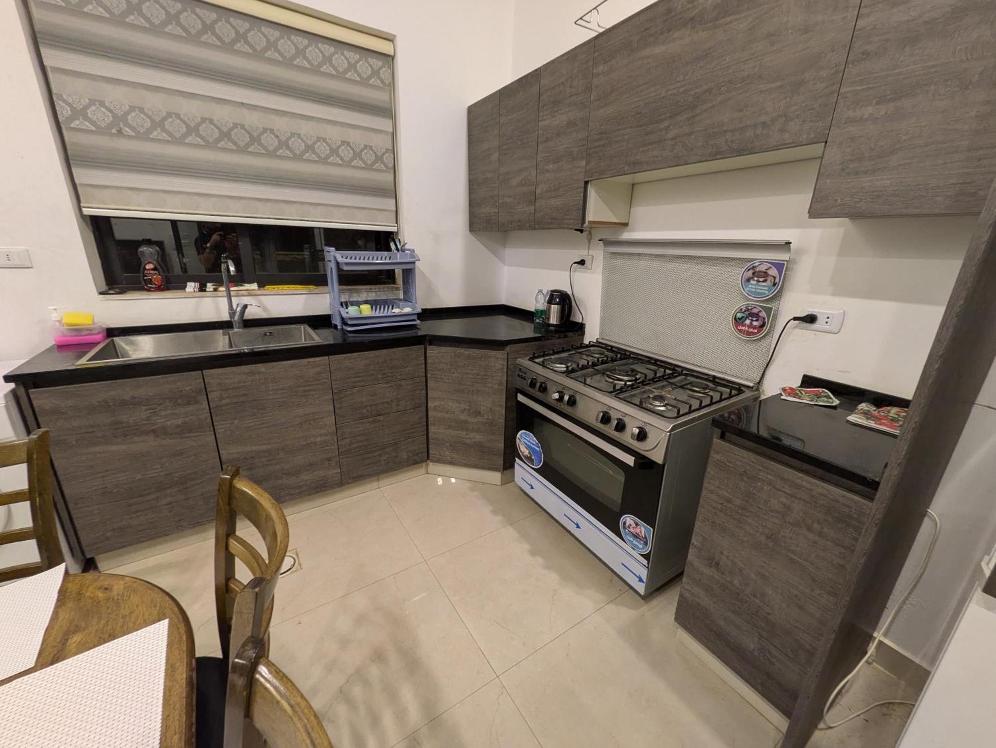 Aeropuerta Mini Villa - Private Layover Near Amman Airport Al Qastal Екстериор снимка